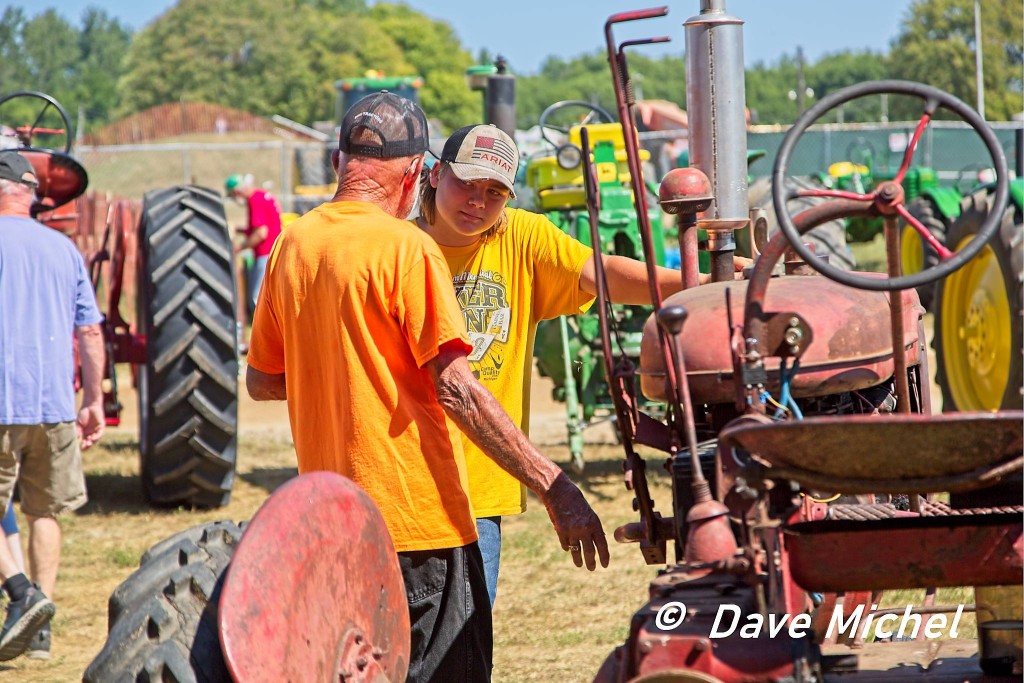 GCF22--Antique-Tractors10.jpg