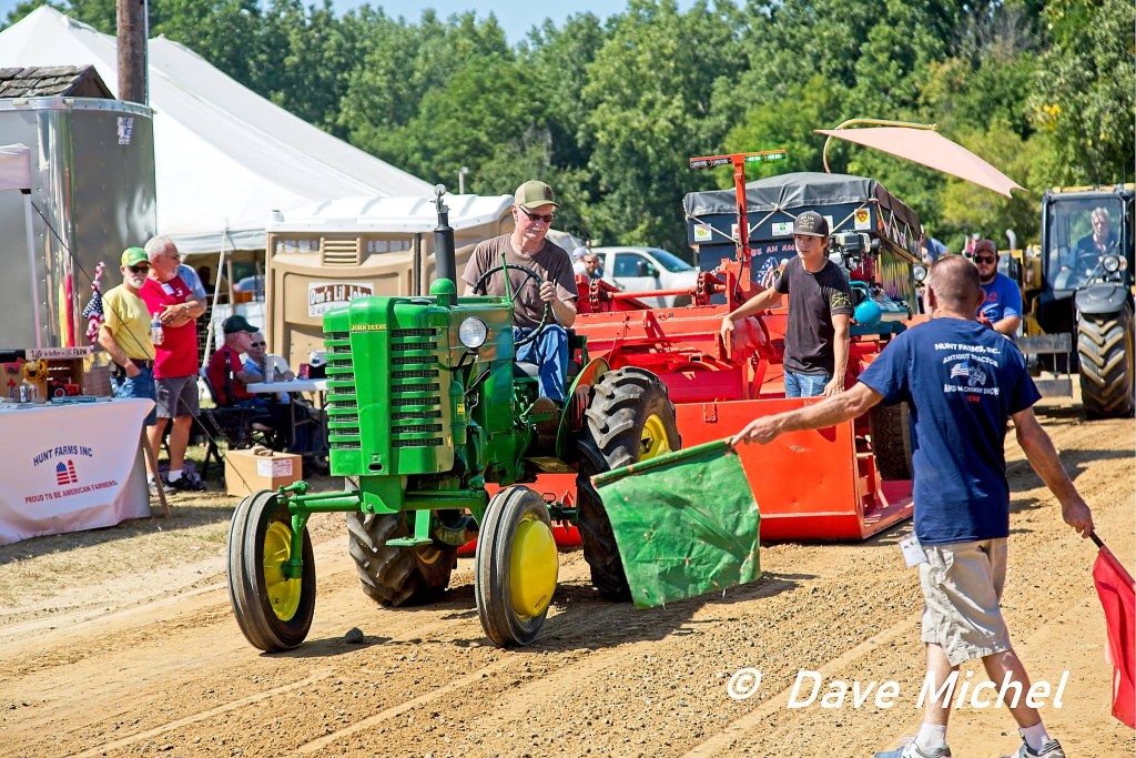 GCF22--Antique-Tractors15.jpg