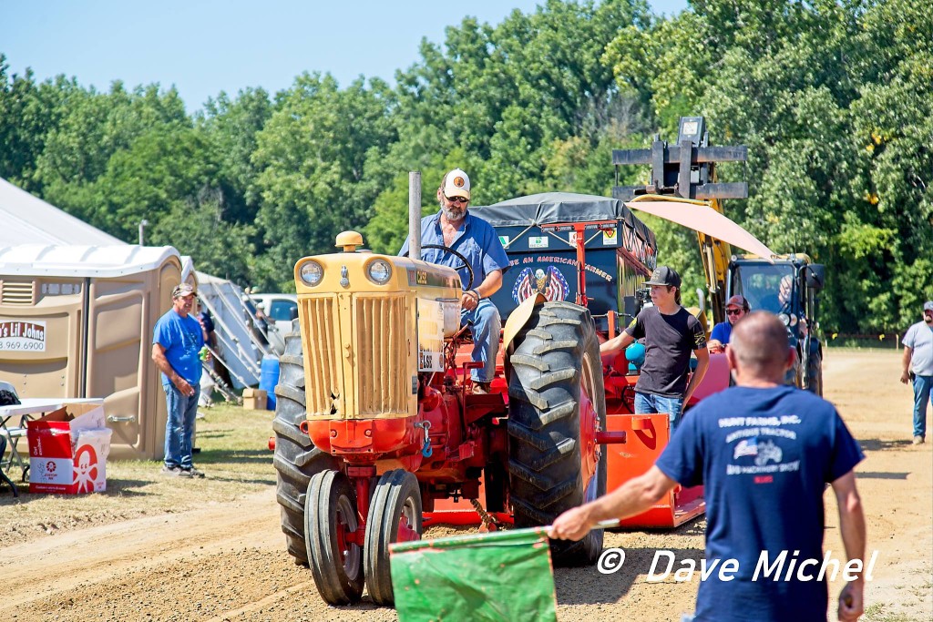 GCF22--Antique-Tractors16.jpg