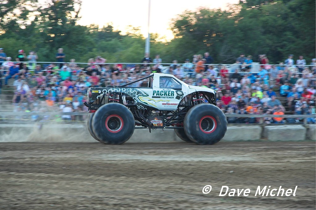 GCF22--Monster-Trucks8.jpg