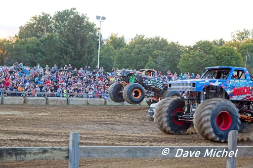 GCF22--Monster-Trucks5.jpg