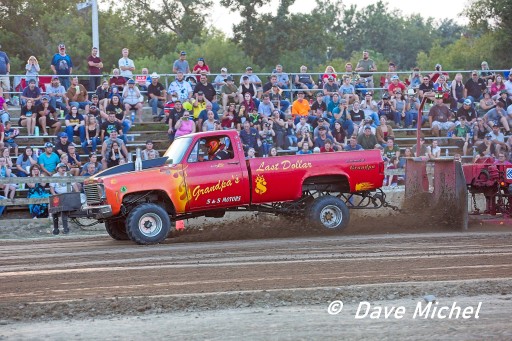 GCF22--Truck-and-Tractor-Pull7.jpg