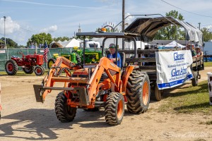 AntiqueTractors-05.jpg