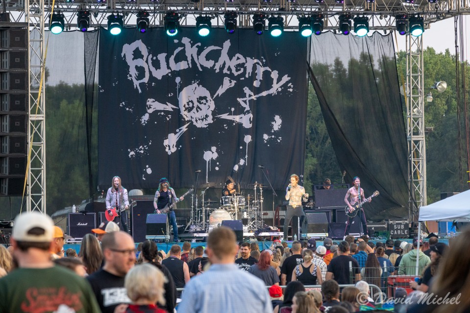 Buckcherry-01.jpg