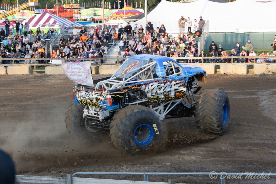 Monster-Truck-05.jpg