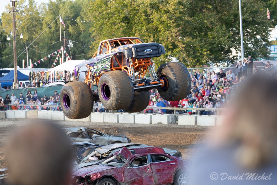 Monster-Truck-14.jpg