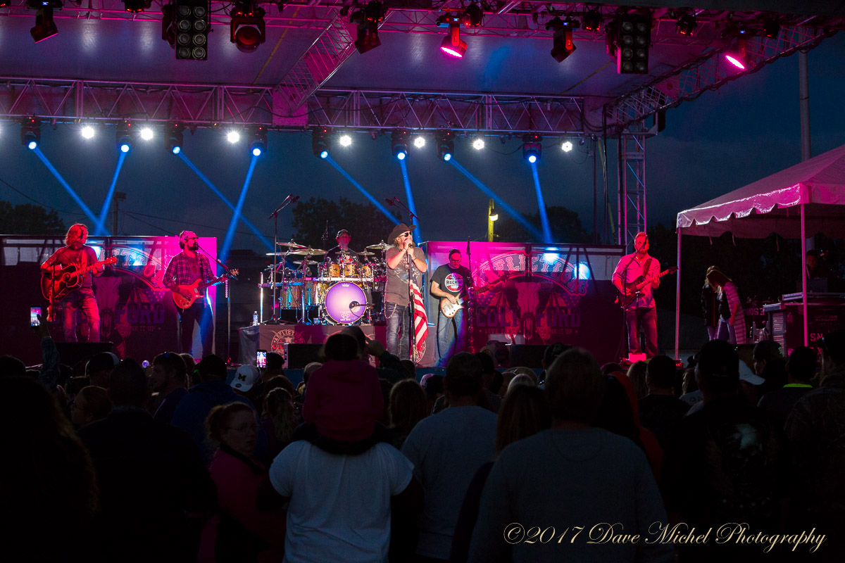 FB-GCF-colt-ford-concert-18